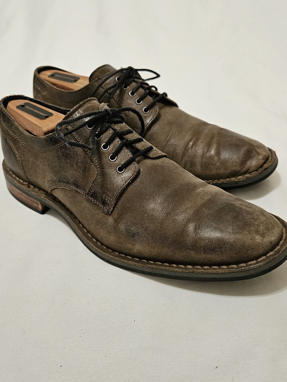 Cole Haan Mens 8.5 M Centre Street Dress Shoes Gray Distress Leather Air Soles